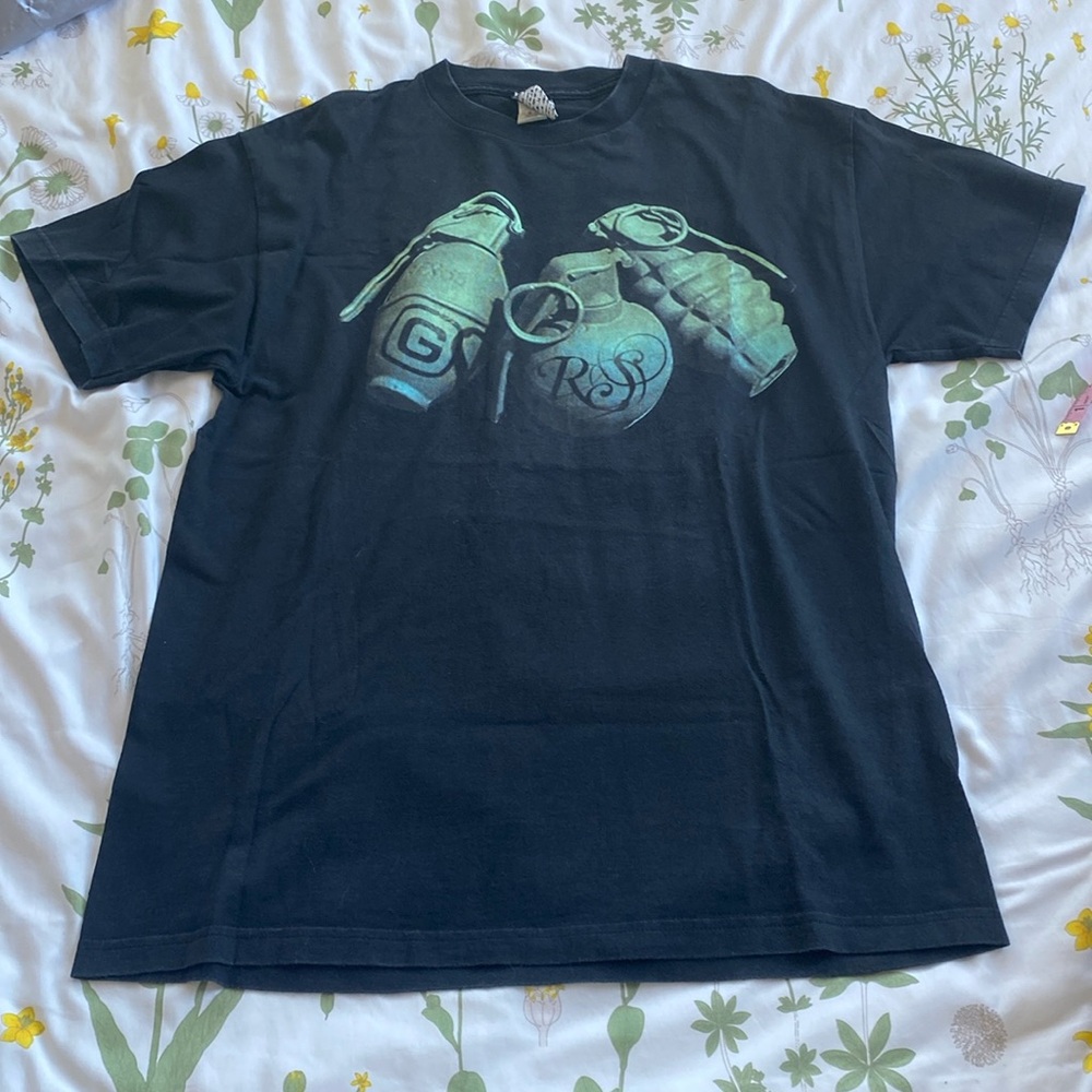 Rare!! Rogue status grenade shirt